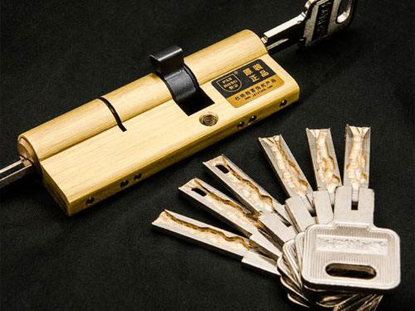 凤城24小时上门开锁公司