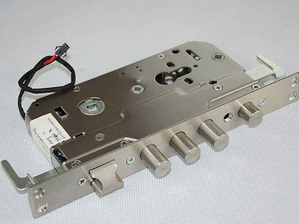 凤城24小时上门开锁公司